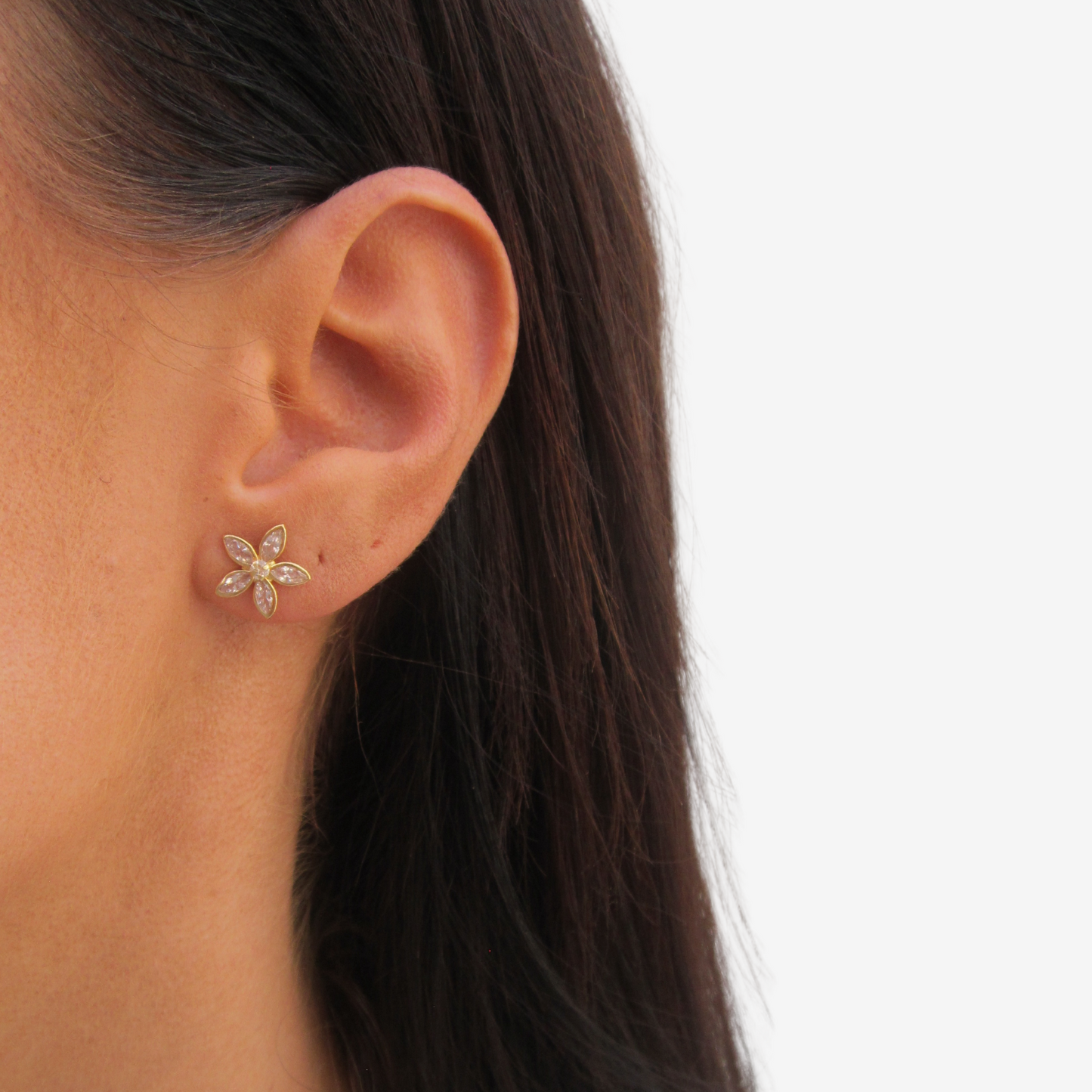 Daisy pendant and earring set bundle in 18k Yellow Gold