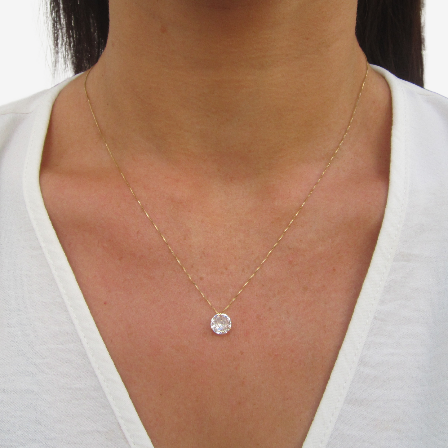 Solitaire Signature Zirconia Pendant in 18k Yellow Gold