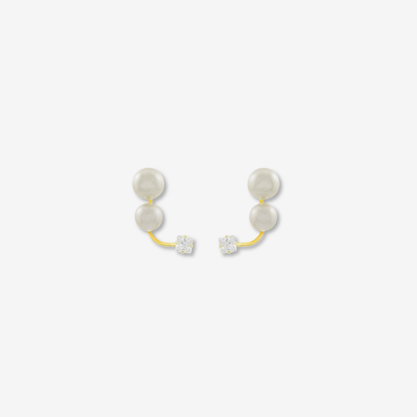 Natural Pearl Curve Earring in 18k Yellow Gold