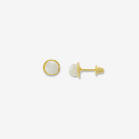 Rococo Natural Pearl Earring in 18k Yellow Gold 5.5mm