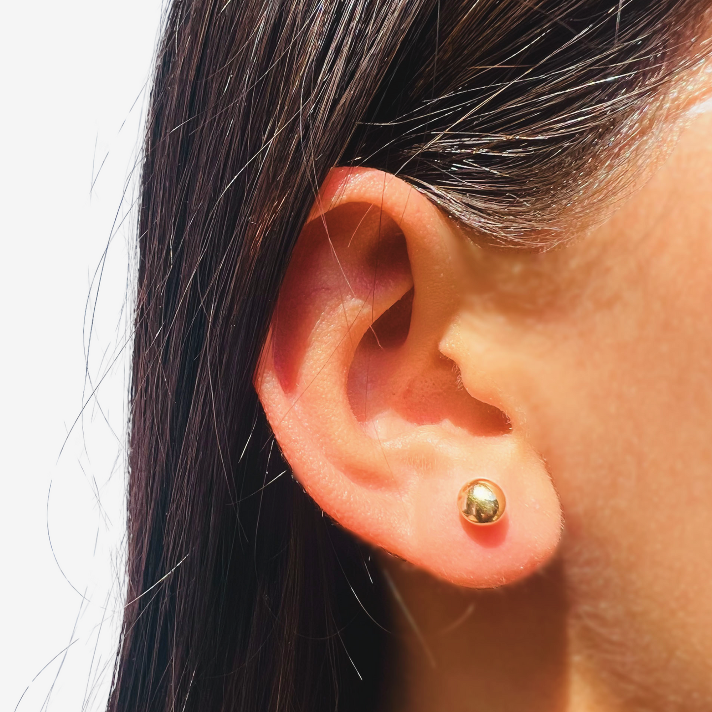 Sphere stud earring 6mm in 18k Yellow Gold