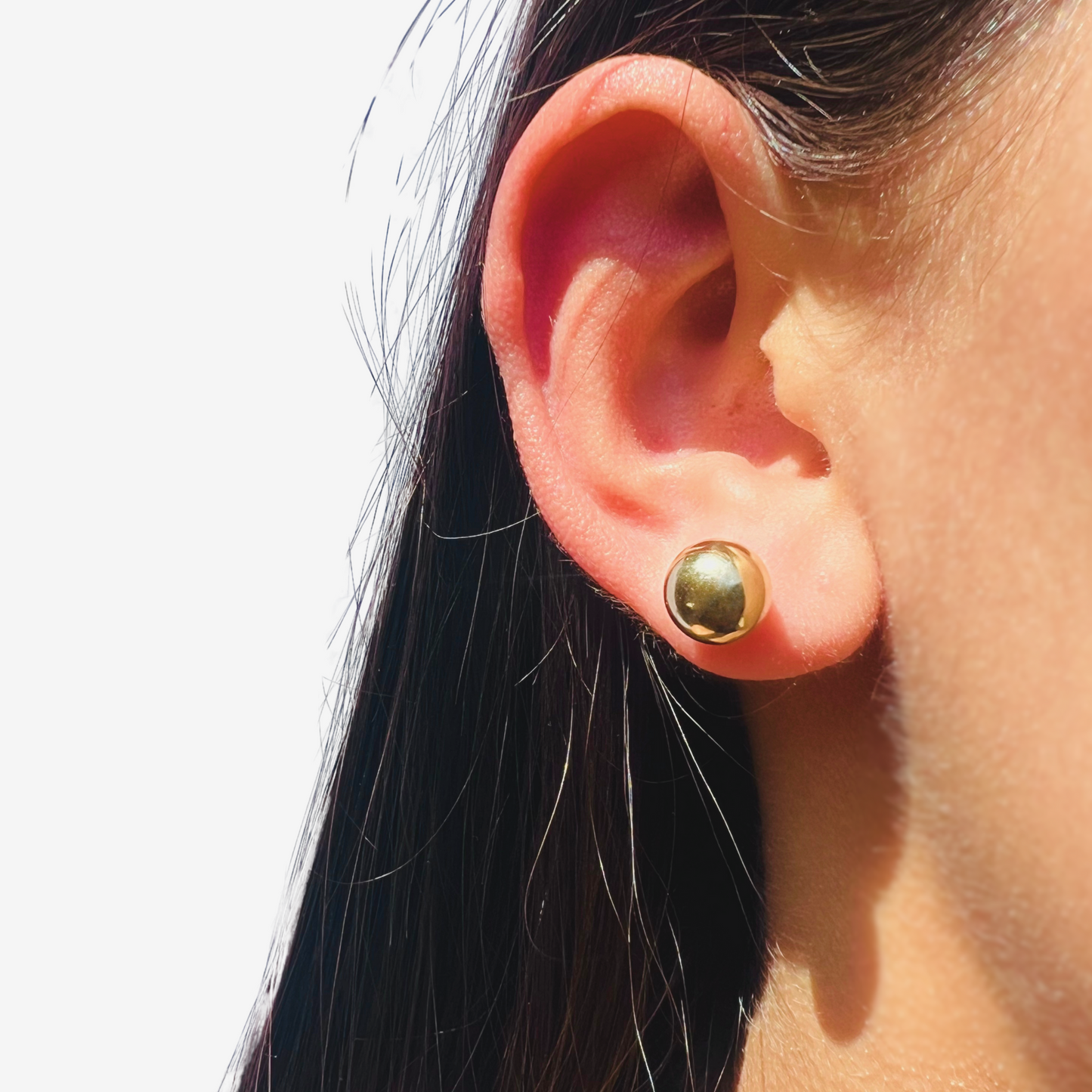 Sphere stud earring 9mm in 18k Yellow Gold